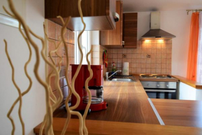  Peter Pan Apartments  Раб
